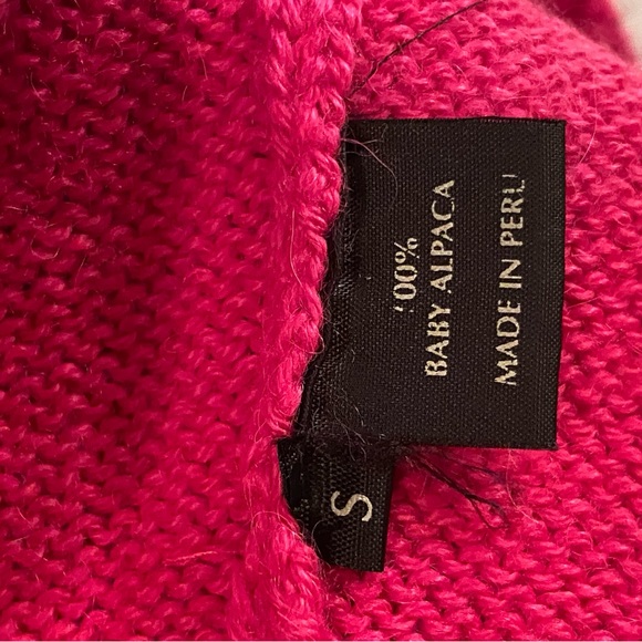 Hot Pink ALPACA III Sweater - Size Small - Picture 5 of 7